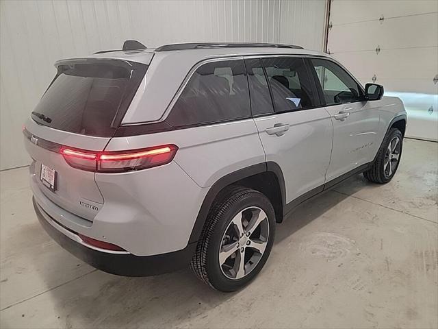 new 2025 Jeep Grand Cherokee car, priced at $50,960