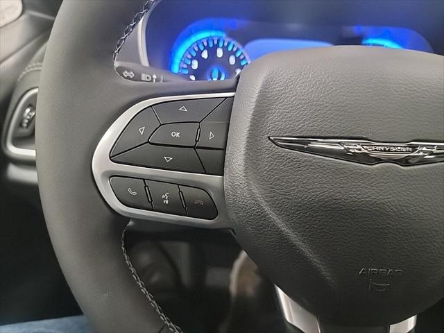 new 2025 Chrysler Pacifica car, priced at $43,943