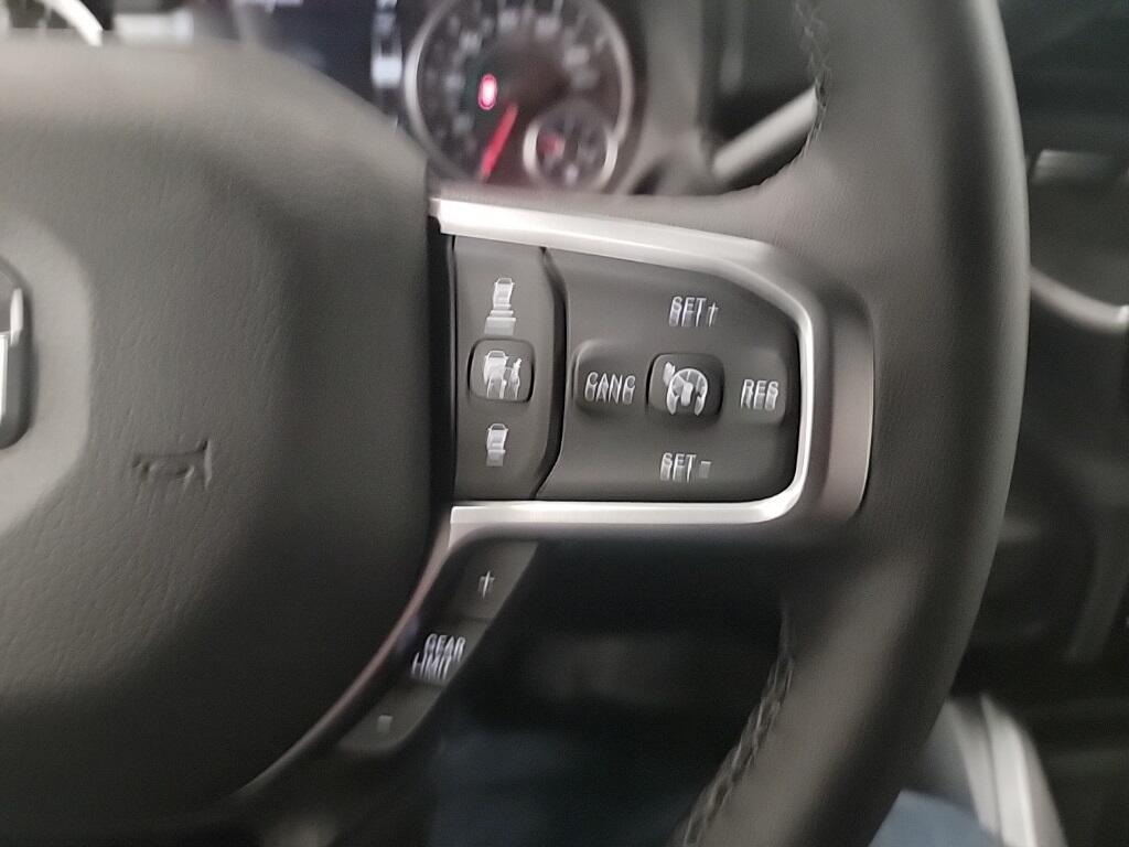 new 2025 Ram 2500 car, priced at $62,377