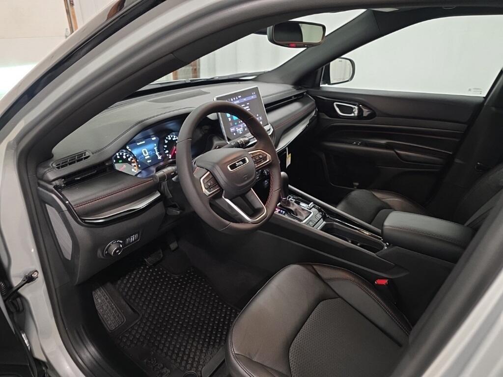 new 2026 Jeep Compass car, priced at $33,983