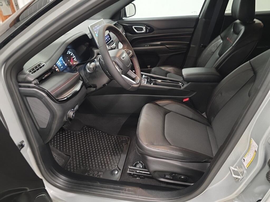 new 2026 Jeep Compass car, priced at $33,983