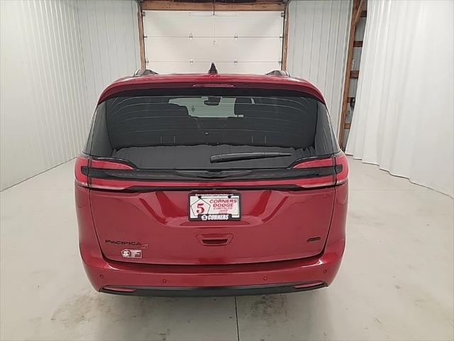 new 2024 Chrysler Pacifica car, priced at $47,940