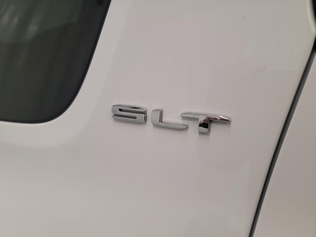 used 2023 GMC Acadia car, priced at $28,400