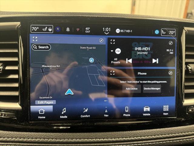 new 2025 Chrysler Pacifica car, priced at $45,705