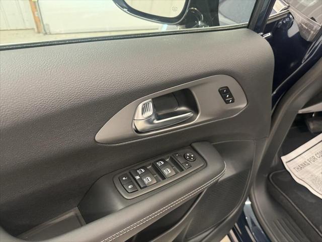 new 2025 Chrysler Pacifica car, priced at $45,705