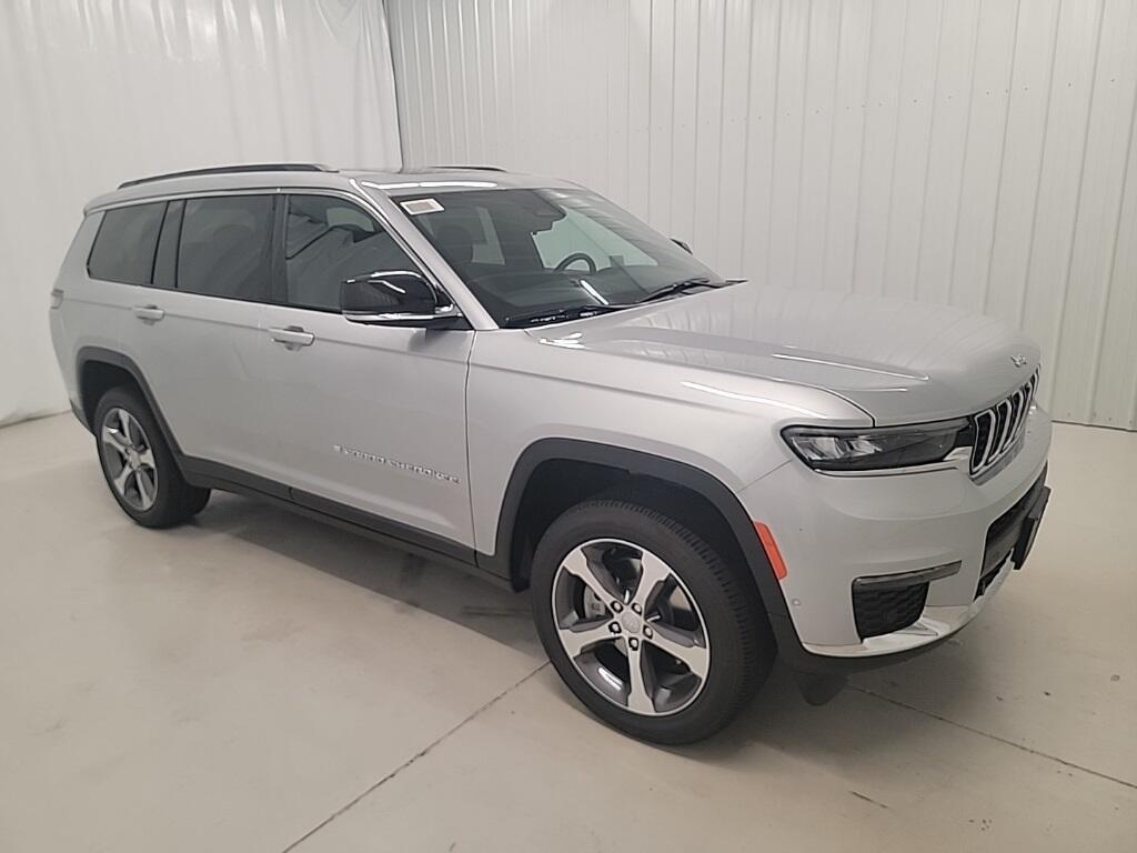 new 2025 Jeep Grand Cherokee L car, priced at $52,746