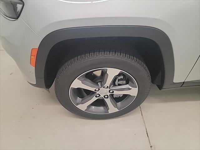 new 2025 Jeep Grand Cherokee L car, priced at $54,582