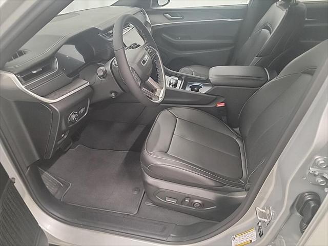 new 2025 Jeep Grand Cherokee L car, priced at $54,582