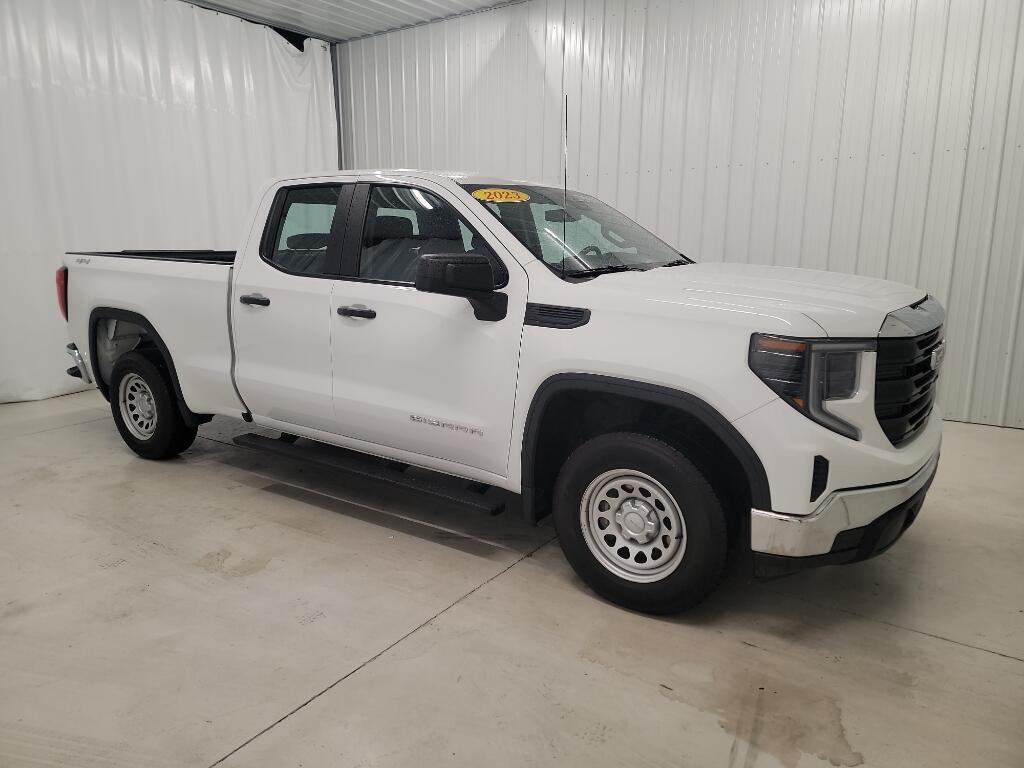 used 2023 GMC Sierra 1500 car, priced at $34,000