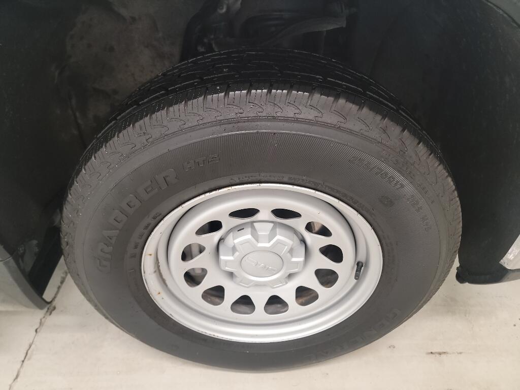 used 2023 GMC Sierra 1500 car, priced at $34,000