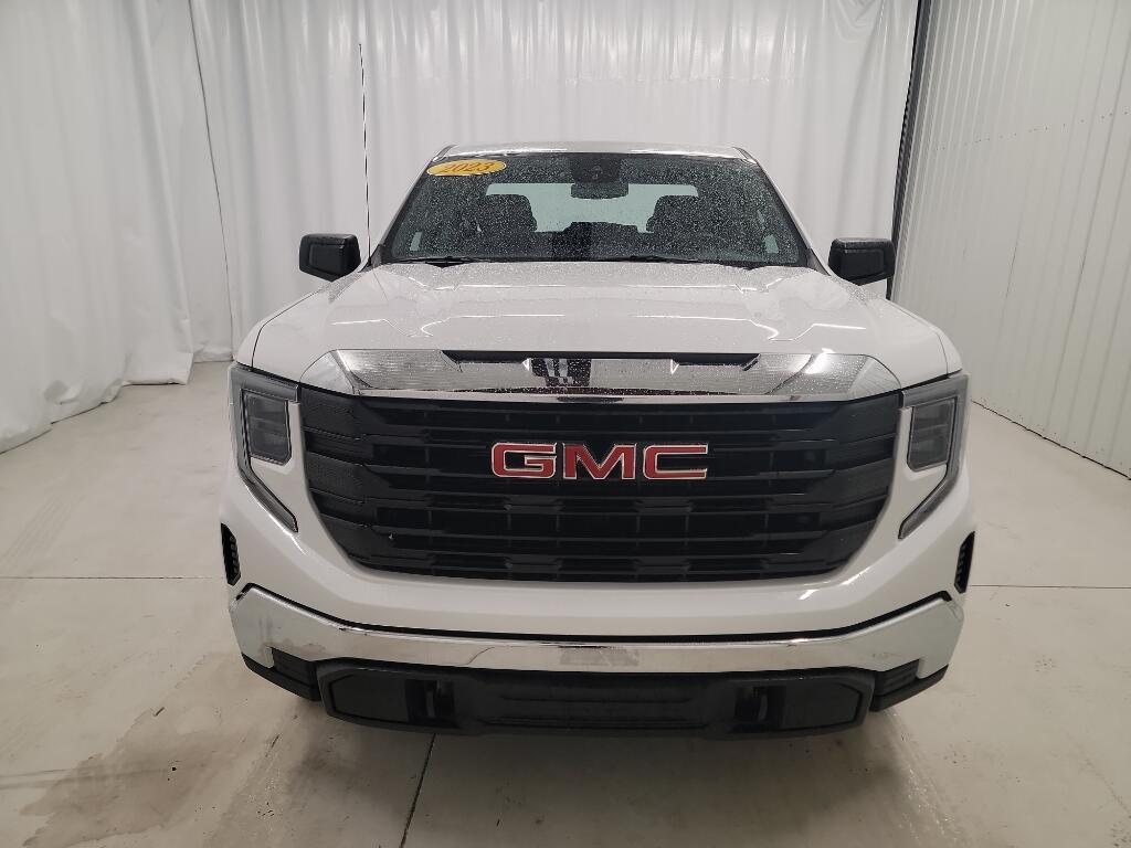 used 2023 GMC Sierra 1500 car, priced at $34,000