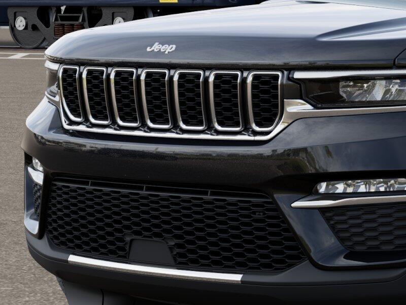 new 2025 Jeep Grand Cherokee car, priced at $48,755