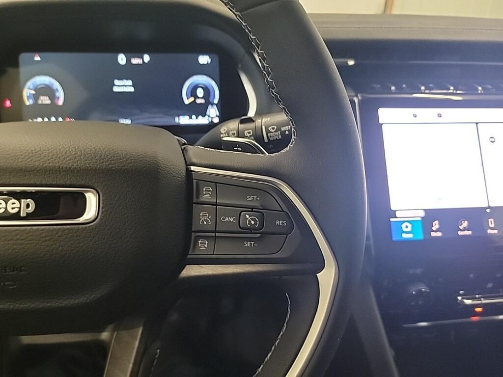 new 2025 Jeep Grand Cherokee car, priced at $48,725