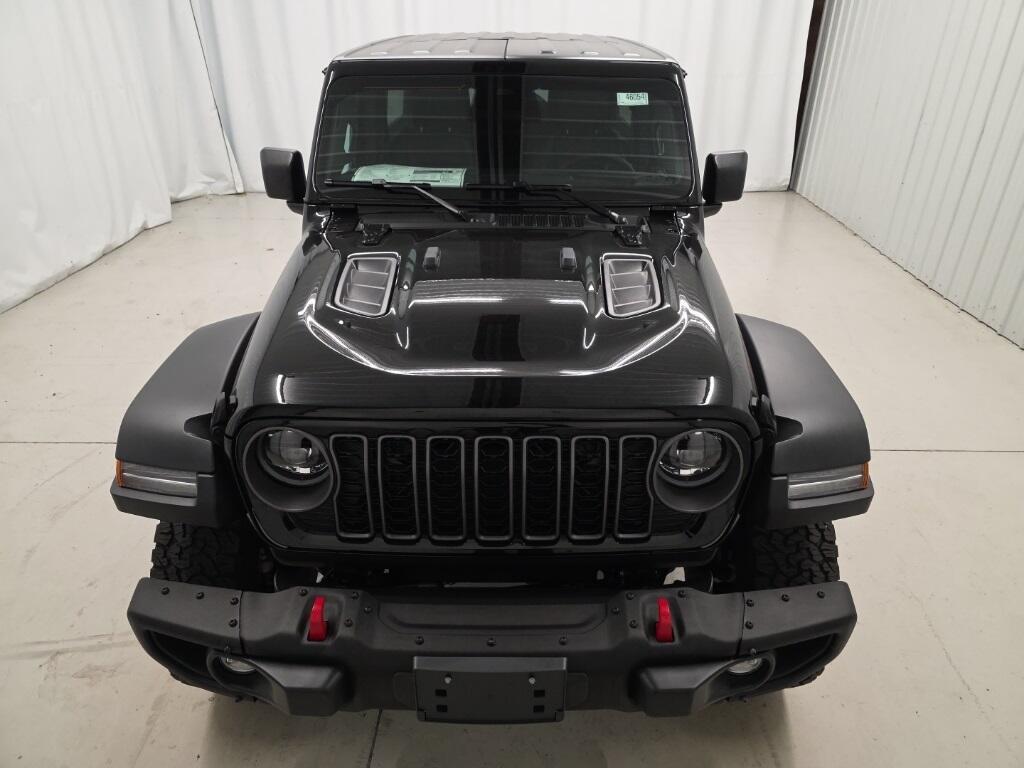 new 2026 Jeep Wrangler car, priced at $55,572