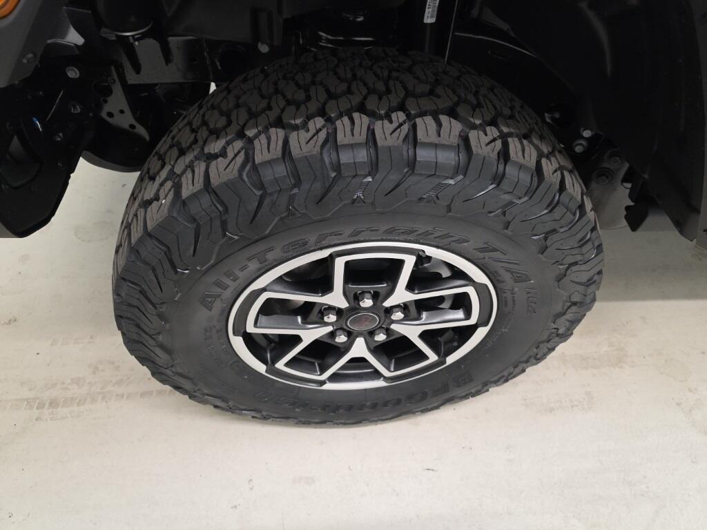 new 2026 Jeep Wrangler car, priced at $55,572