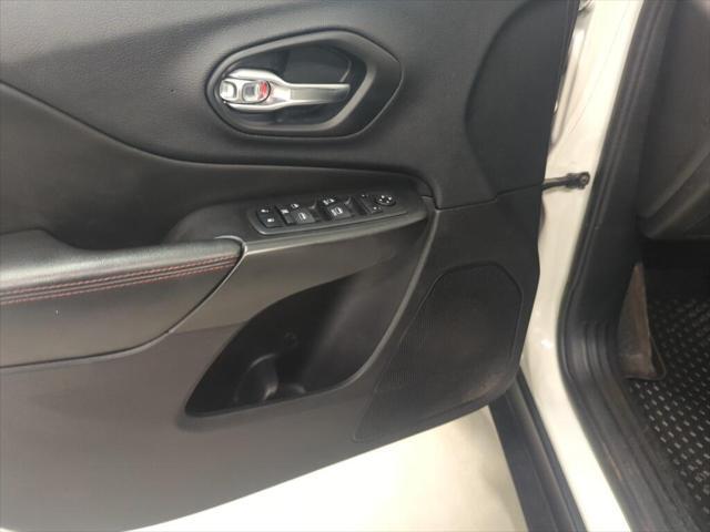 used 2019 Jeep Cherokee car, priced at $15,984