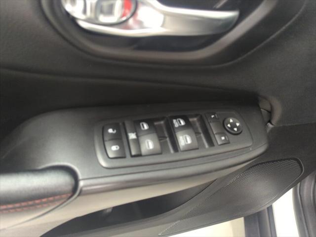 used 2019 Jeep Cherokee car, priced at $15,984