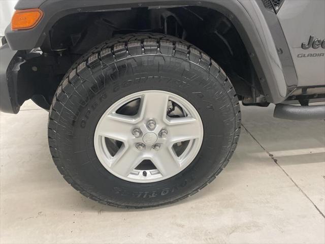 used 2022 Jeep Gladiator car, priced at $33,822