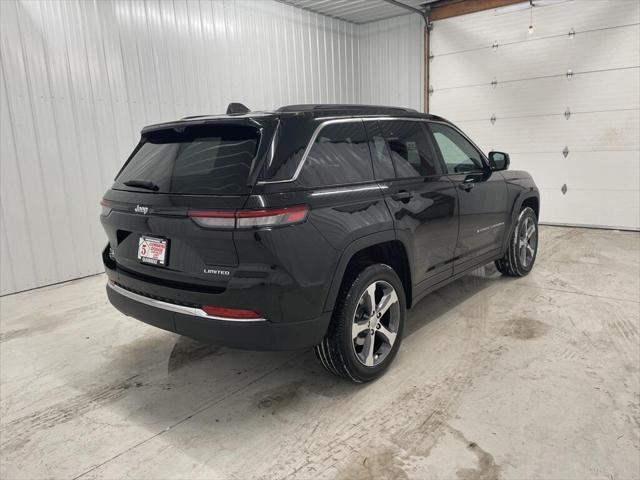 new 2025 Jeep Grand Cherokee car, priced at $50,960