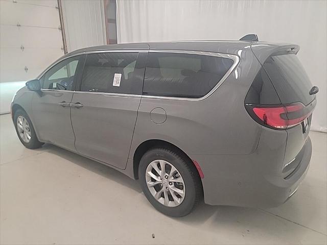 new 2025 Chrysler Pacifica car, priced at $46,248
