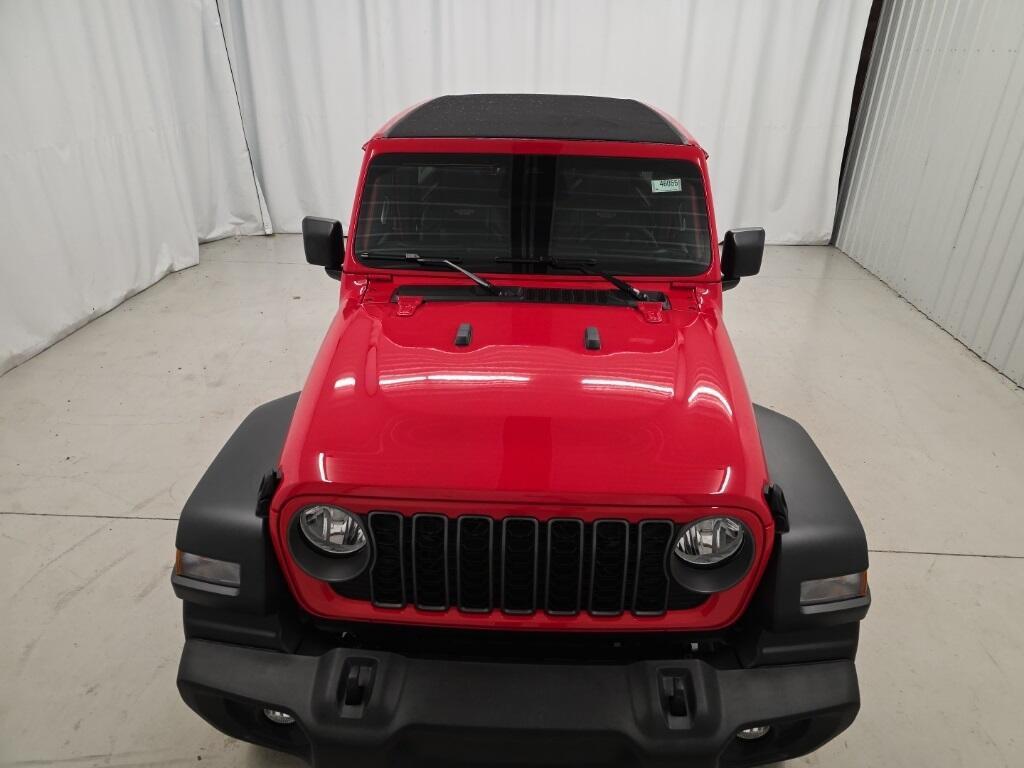 new 2026 Jeep Wrangler car, priced at $48,682