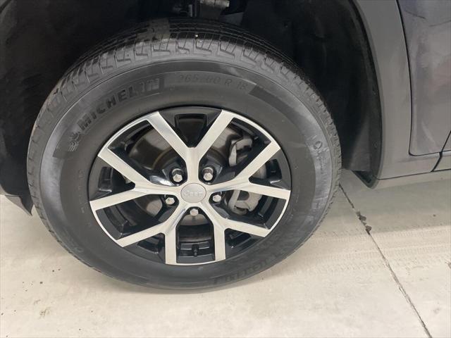 used 2024 Jeep Grand Cherokee L car, priced at $39,784