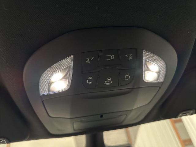 new 2025 Chrysler Pacifica car, priced at $43,977