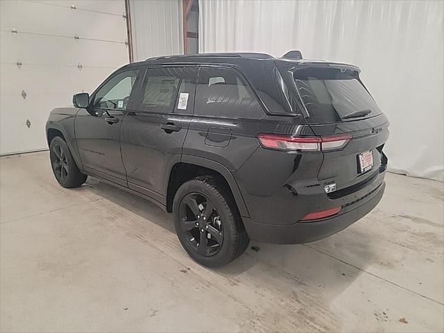 new 2025 Jeep Grand Cherokee car, priced at $51,047