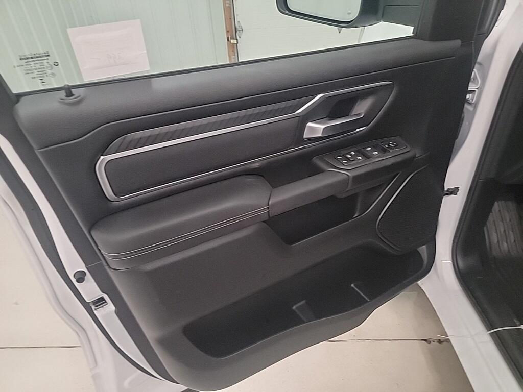 new 2025 Ram 1500 car, priced at $51,912