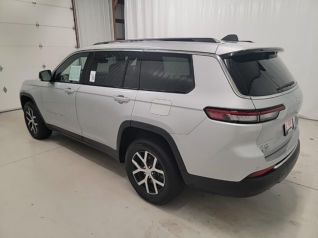 used 2024 Jeep Grand Cherokee L car, priced at $37,113