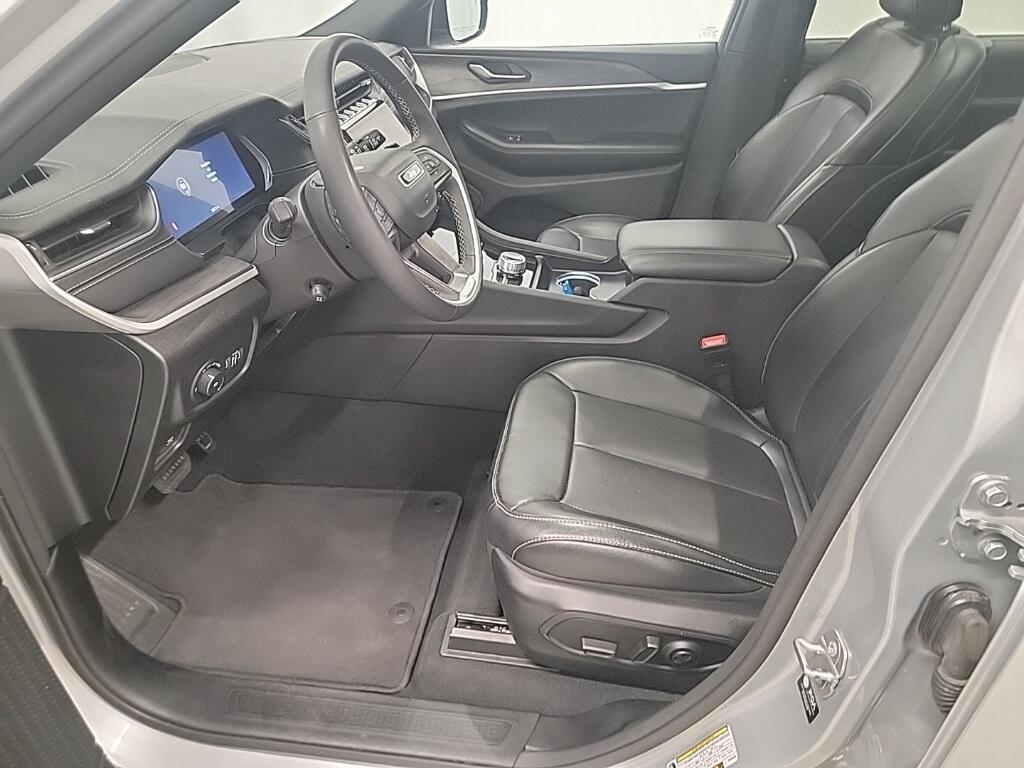 used 2024 Jeep Grand Cherokee L car, priced at $37,113