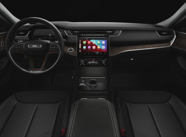 new 2025 Jeep Grand Cherokee car, priced at $47,232