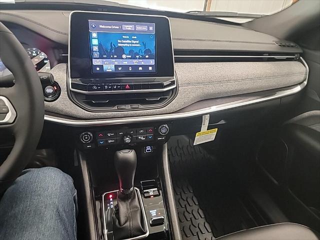 new 2025 Jeep Compass car, priced at $30,427