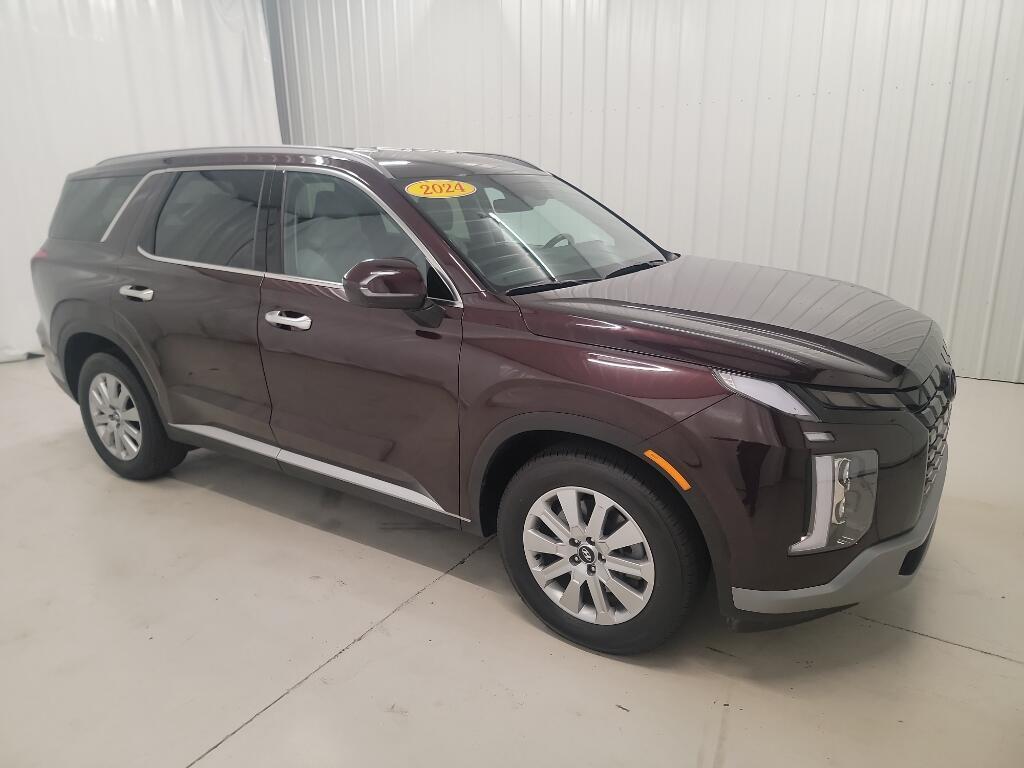 used 2024 Hyundai Palisade car, priced at $34,324