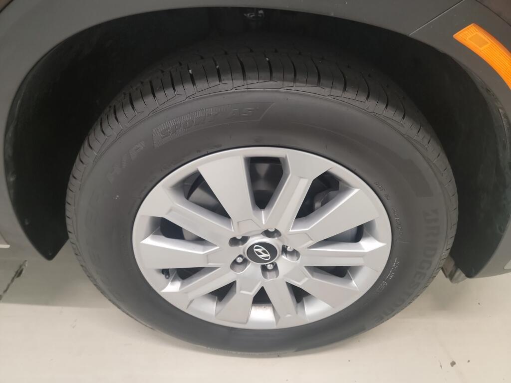 used 2024 Hyundai Palisade car, priced at $34,324