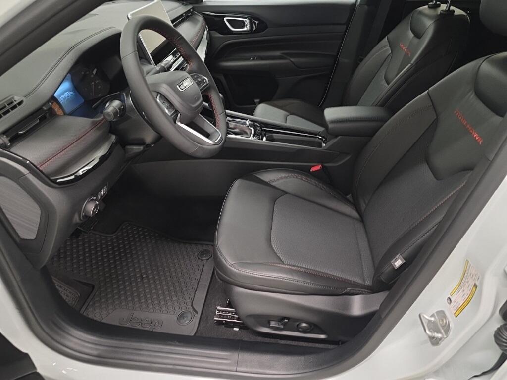 new 2026 Jeep Compass car, priced at $33,453