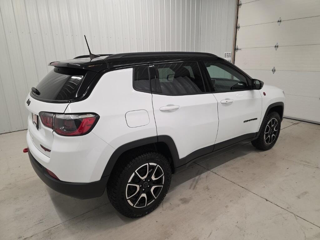 new 2026 Jeep Compass car, priced at $33,453