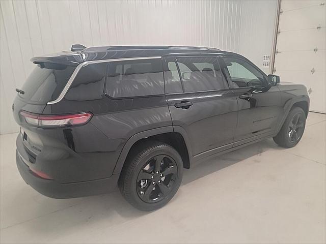 new 2025 Jeep Grand Cherokee L car, priced at $54,682