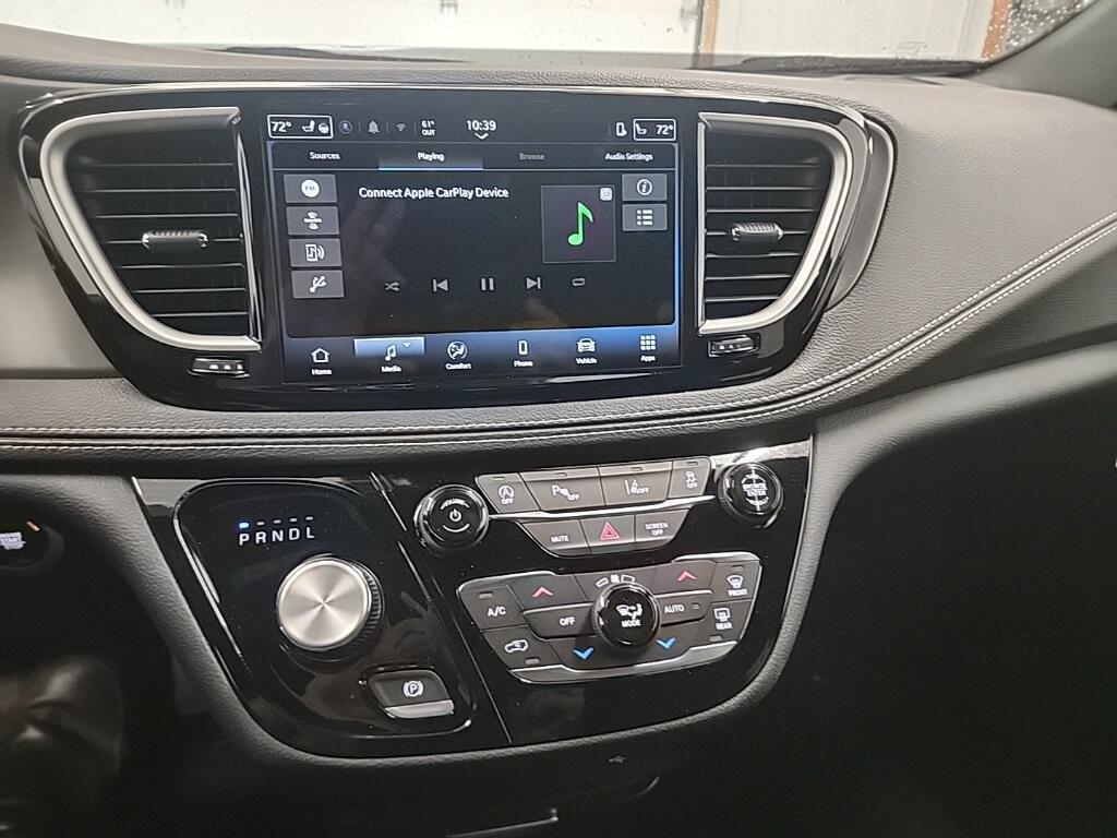 new 2026 Chrysler Pacifica car, priced at $40,066