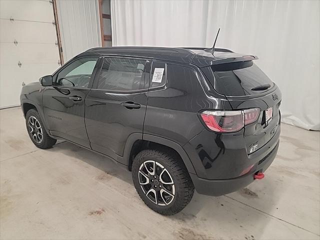 new 2025 Jeep Compass car, priced at $36,867