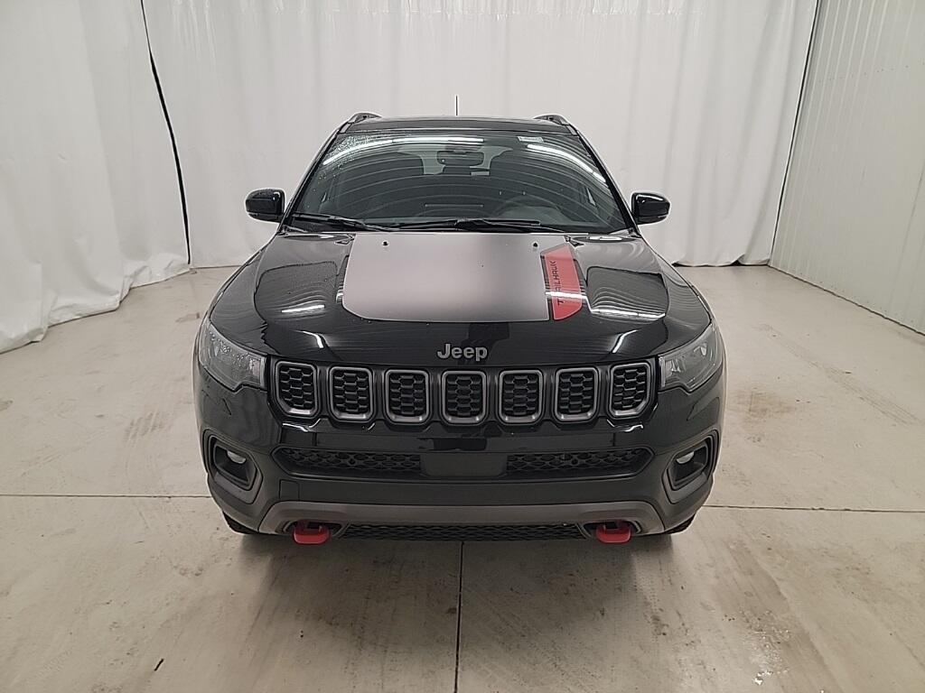 new 2025 Jeep Compass car, priced at $36,207