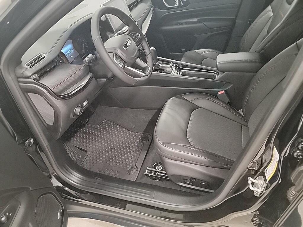 new 2025 Jeep Compass car, priced at $36,207