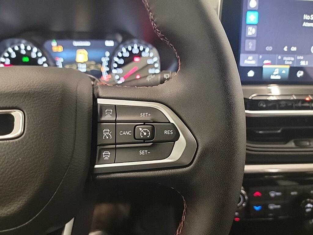 new 2025 Jeep Compass car, priced at $36,207