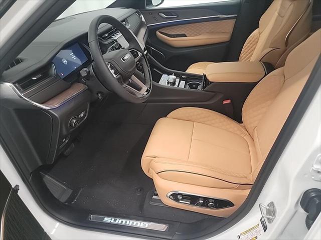 new 2025 Jeep Grand Cherokee car, priced at $55,393
