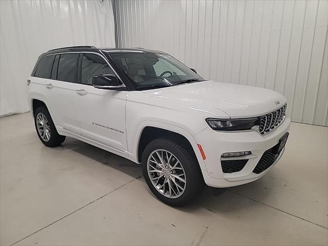 new 2025 Jeep Grand Cherokee car, priced at $55,393