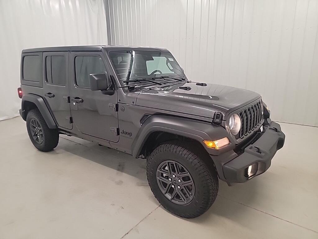 new 2025 Jeep Wrangler car, priced at $48,435