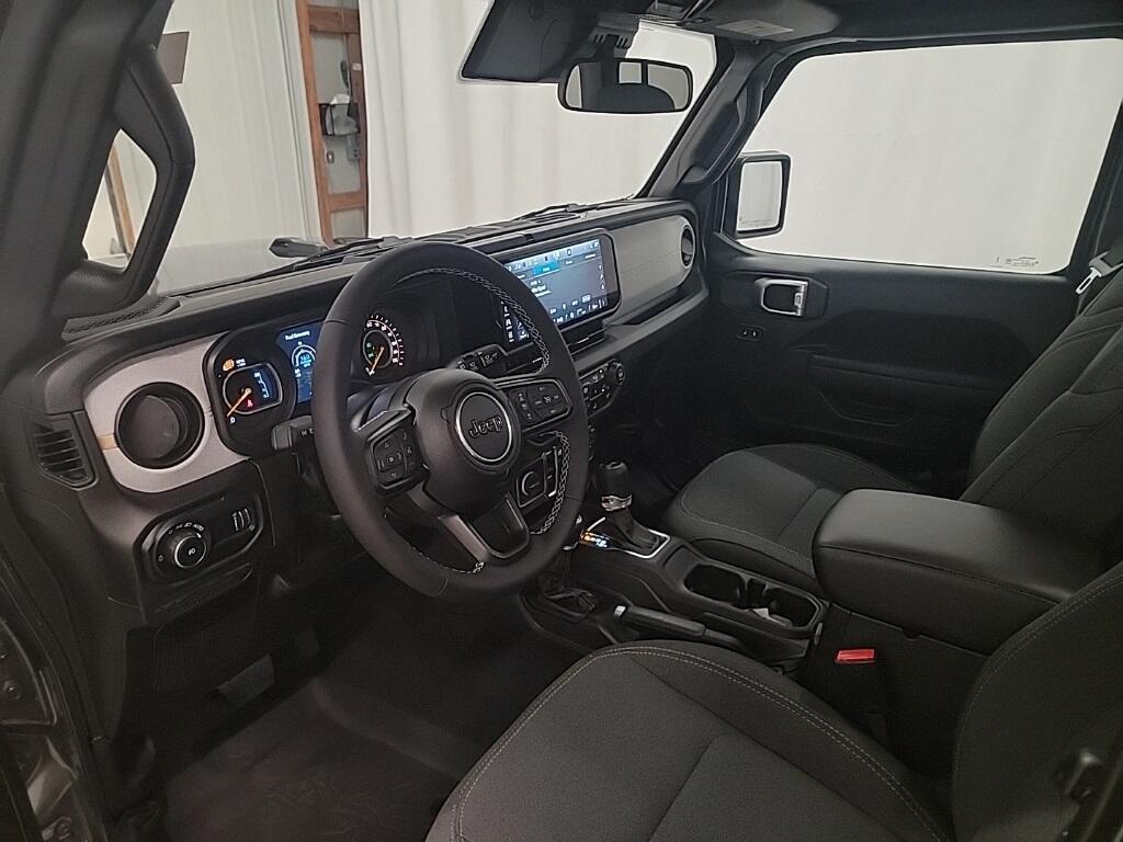 new 2025 Jeep Wrangler car, priced at $48,435