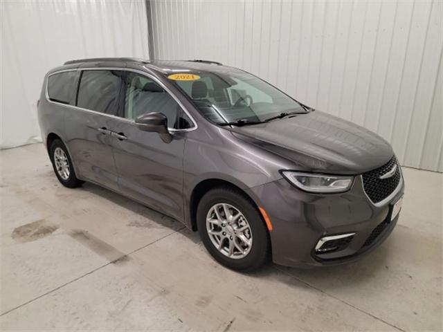 used 2021 Chrysler Pacifica car, priced at $19,575