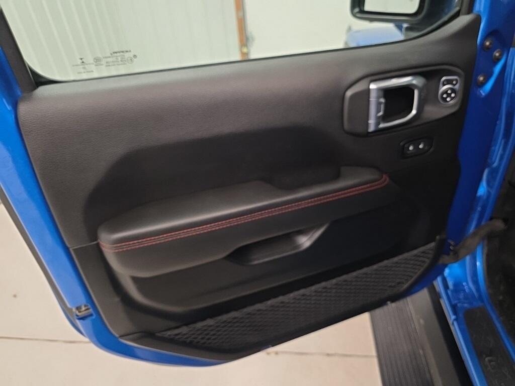 used 2021 Jeep Gladiator car, priced at $36,304