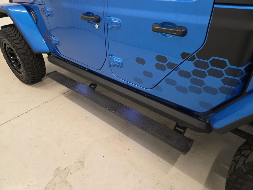 used 2021 Jeep Gladiator car, priced at $36,304